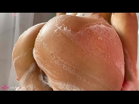❤️ Mae gwallt tywyll yn Mastyrbio Pussy gyda Dirgrynwr i Orgasm Dwys yn y Cawod ☑Fideos rhyw atom ni cy.shufflesex.ru ❌️